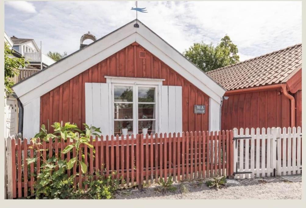 Historisk Charm I Hjaertat Av Gamla Stan Kalmar Βίλα Εξωτερικό φωτογραφία